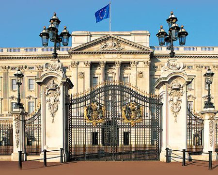 The gates of Buckingham Palace.